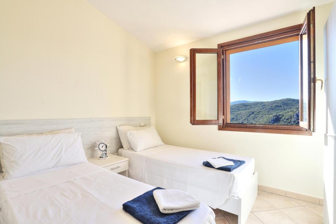 Guinness Paradise Villas By Domusaway Costa Paradiso Exterior foto